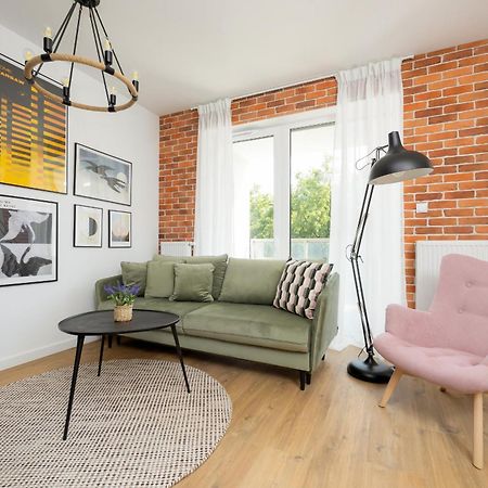 Komfortowy Apartament Dla 4 Osob Z Parkingiem By Noclegi Renters Varsovie Extérieur photo